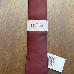 Kenneth Cole Reaction Slim Tie